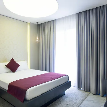 نوي افيندي - سبيشال كاتيغوري