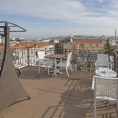 Nowy Efendi - Special Category איסטמבול