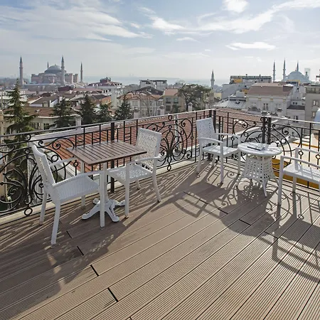 Nowy Efendi - Special Category 4*