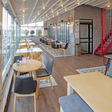 Nowy Efendi - Special Category 4*