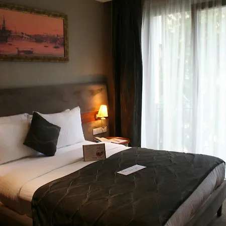 Nowy Efendi - Special Category איסטמבול