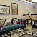 Nowy Efendi - Special Category Istanbul