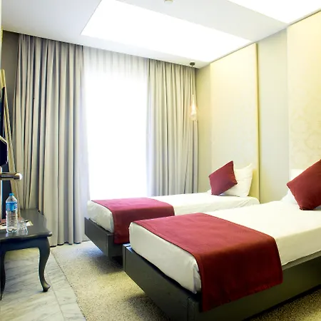 酒店 诺维艾芬迪酒店 - 特殊类别 4*